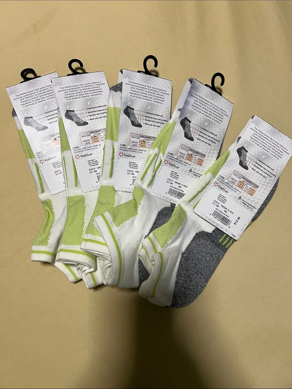 Abeo Low-Cut Tech Performance Socks – Gray, White & Lime